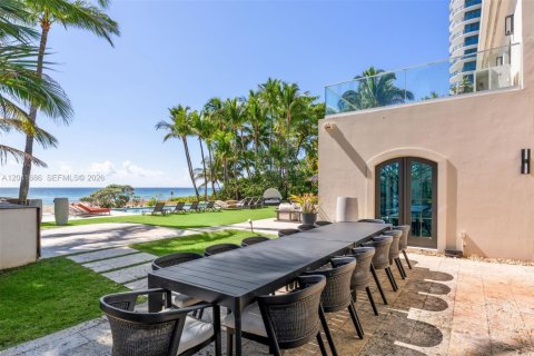 Casa en venta en Golden Beach, Florida, 7 dormitorios, 847.36 m2 № 2243060 - foto 17