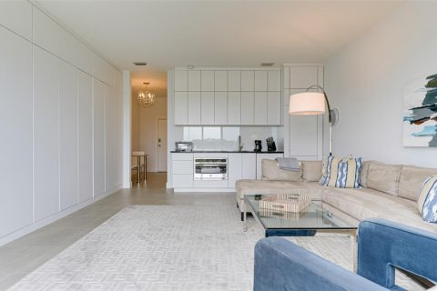 Купить кондоминиум в Оспри, Флорида 5 комнат, 55.28м2, № 2094155 - фото 12