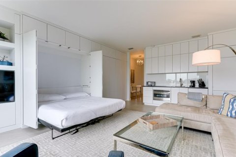 Купить кондоминиум в Оспри, Флорида 5 комнат, 55.28м2, № 2094155 - фото 10