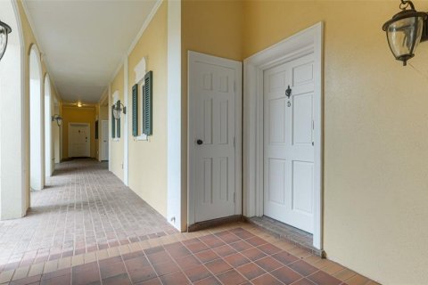 Купить кондоминиум в Оспри, Флорида 5 комнат, 55.28м2, № 2094155 - фото 4