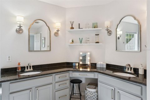 Casa en venta en Orlando, Florida, 5 dormitorios, 272.2 m2 № 2209637 - foto 28