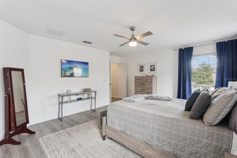 Casa en venta en Orlando, Florida, 5 dormitorios, 272.2 m2 № 2209637 - foto 27