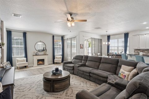 Casa en venta en Orlando, Florida, 5 dormitorios, 272.2 m2 № 2209637 - foto 13