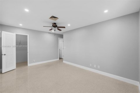 Casa en venta en Fort Lauderdale, Florida, 4 dormitorios, 237.64 m2 № 2000598 - foto 19