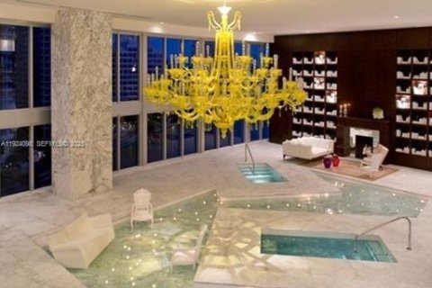 Снять в аренду кондоминиум в Майами, Флорида 50.72м2, № 1982494 - фото 8