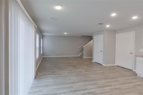 House in Sumter, Florida 3 bedrooms, 144.65 sq.m. № 2115350 - photo 3