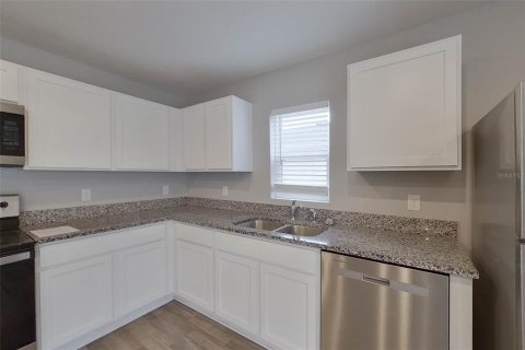 House in Sumter, Florida 3 bedrooms, 144.65 sq.m. № 2115350 - photo 5