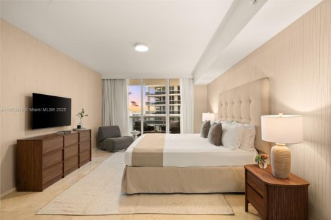 Condo in Hallandale Beach, Florida, 2 bedrooms  № 1923388 - photo 8
