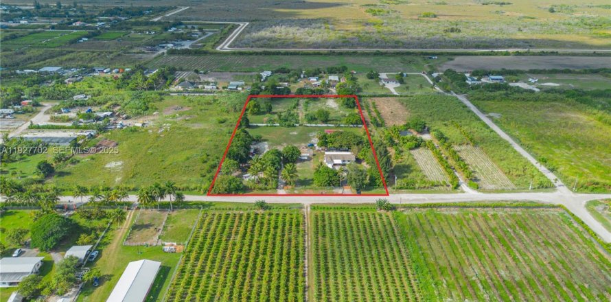 Casa en Miami, Florida 3 dormitorios, 143.63 m2 № 1988238