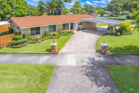 Villa ou maison à vendre à Hollywood, Floride: 4 chambres, 237.46 m2 № 1950096 - photo 1