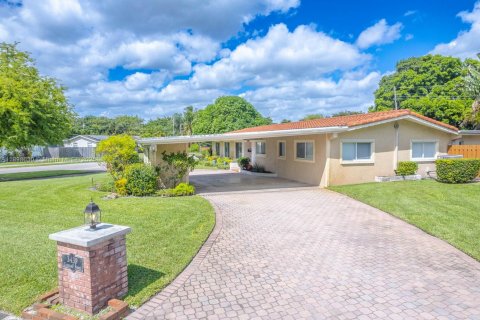 Villa ou maison à vendre à Hollywood, Floride: 4 chambres, 237.46 m2 № 1950096 - photo 6