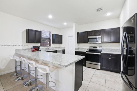 Купить виллу или дом в Хомстед, Флорида 4 спальни, 280.75м2, № 1957603 - фото 4