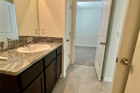 Townhouse in Wesley Chapel, Florida 3 bedrooms, 163.32 sq.m. № 2217072 - photo 19
