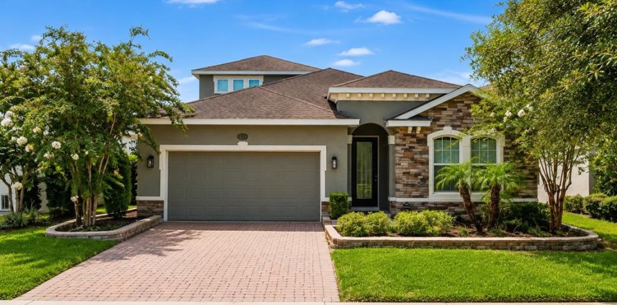 House in DeLand, Florida 4 bedrooms, 222.5 sq.m. № 2203214