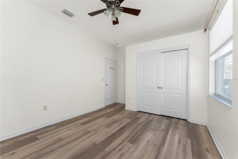 House in North Fort Myers, Florida 3 bedrooms, 186.36 sq.m. № 1510557 - photo 25