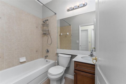 House in North Fort Myers, Florida 3 bedrooms, 186.36 sq.m. № 1510557 - photo 21