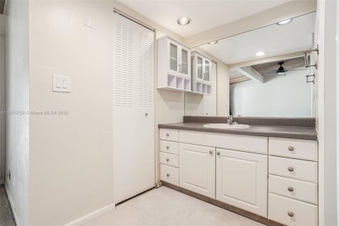 Купить таунхаус в Плантация, Флорида 2 спальни, 144м2, № 1928971 - фото 18