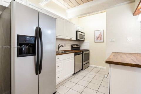 Купить таунхаус в Плантация, Флорида 2 спальни, 144м2, № 1928971 - фото 8