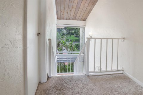 Купить таунхаус в Плантация, Флорида 2 спальни, 144м2, № 1928971 - фото 22