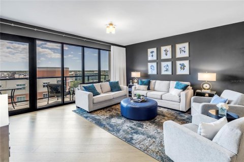Condo in Saint Petersburg, Florida, 2 bedrooms  № 2394101 - photo 8