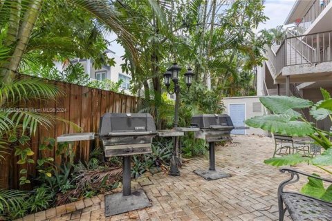 Condominio en venta en Fort Lauderdale, Florida, 1 dormitorio, 55.74 m2 № 1862266 - foto 22