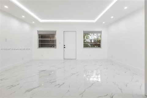 Condominio en venta en Fort Lauderdale, Florida, 1 dormitorio, 55.74 m2 № 1862266 - foto 6