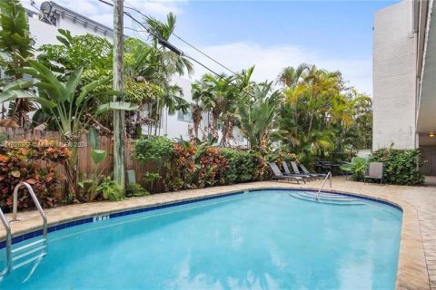 Condominio en venta en Fort Lauderdale, Florida, 1 dormitorio, 55.74 m2 № 1862266 - foto 20