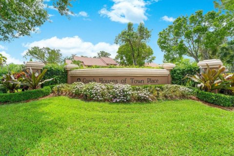 Townhouse in Boca Raton, Florida 3 bedrooms, 129.6 sq.m. № 976502 - photo 1