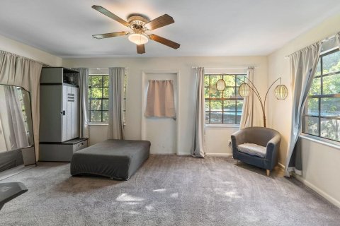 House in Zephyrhills, Florida 2 bedrooms, 136.57 sq.m. № 2229571 - photo 28