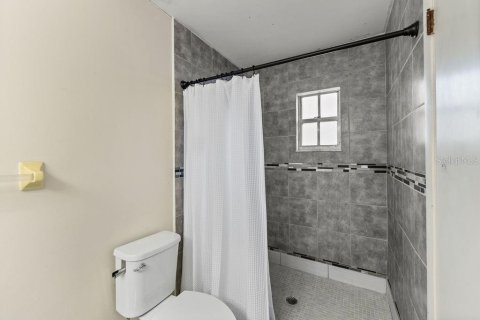 House in Zephyrhills, Florida 2 bedrooms, 136.57 sq.m. № 2229571 - photo 25
