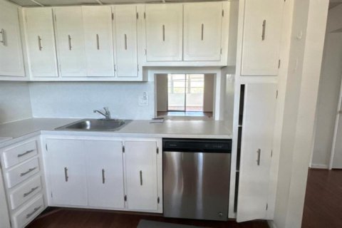 Copropriété à louer à Boynton Beach, Floride: 2 chambres, 89.19 m2 № 2261218 - photo 6