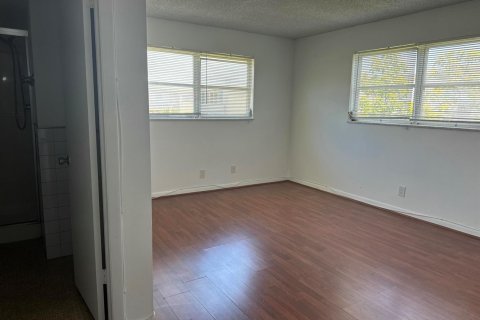 Copropriété à louer à Boynton Beach, Floride: 2 chambres, 89.19 m2 № 2261218 - photo 15