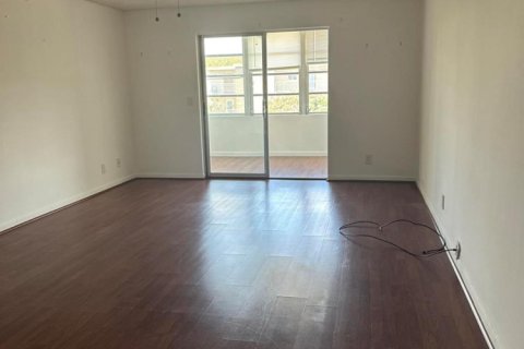Copropriété à louer à Boynton Beach, Floride: 2 chambres, 89.19 m2 № 2261218 - photo 12