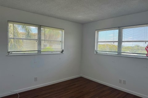 Copropriété à louer à Boynton Beach, Floride: 2 chambres, 89.19 m2 № 2261218 - photo 18