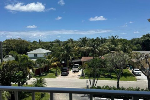 Copropriété à louer à Boynton Beach, Floride: 2 chambres, 89.19 m2 № 2261218 - photo 2