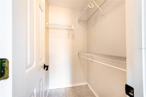 House in Kissimmee, Florida 3 bedrooms, 148.83 sq.m. № 2427648 - photo 4