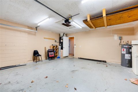 House in Kissimmee, Florida 3 bedrooms, 148.83 sq.m. № 2427648 - photo 13