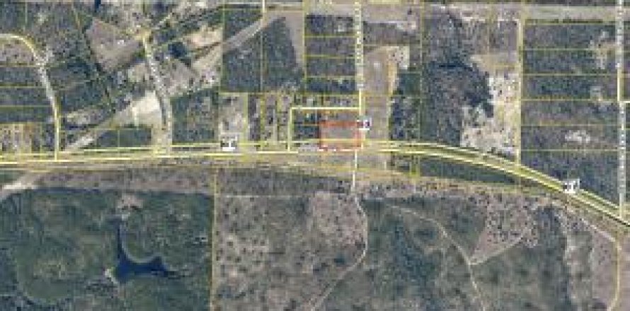 Commercial property in Crestview, Florida № 558061