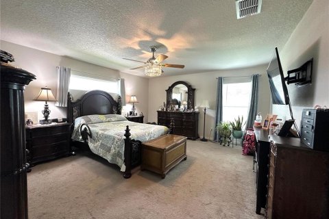 Casa en venta en Ocala, Florida, 4 dormitorios, 193.14 m2 № 2152218 - foto 9