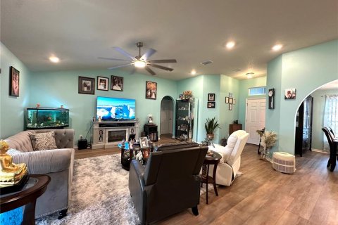 Casa en venta en Ocala, Florida, 4 dormitorios, 193.14 m2 № 2152218 - foto 3