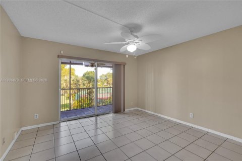 Copropriété à louer à Coral Springs, Floride: 2 chambres, 91.97 m2 № 1999259 - photo 10
