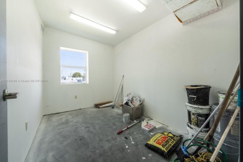 Купить коммерческую недвижимость в Майами, Флорида № 2034705 - фото 24