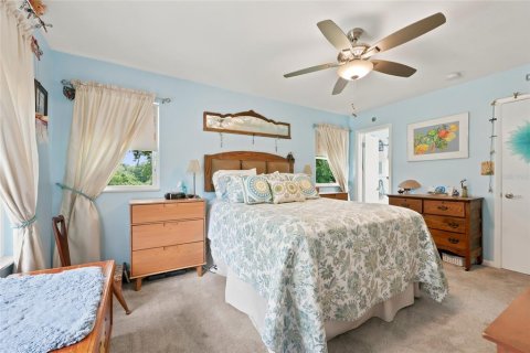 House in Lake City, Florida 4 bedrooms, 205.41 sq.m. № 2197829 - photo 23