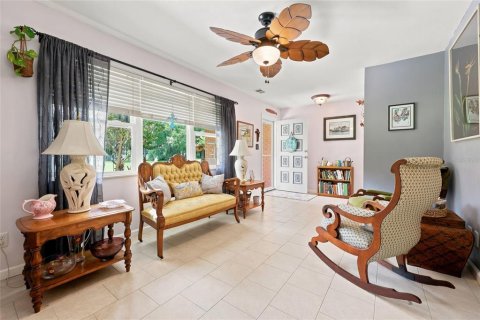 House in Lake City, Florida 4 bedrooms, 205.41 sq.m. № 2197829 - photo 14