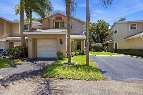 Adosado en Deerfield Beach, Florida 3 dormitorios, 148.74 m2 № 2191382