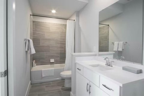 Villa ou maison à louer à Kissimmee, Floride: 4 chambres, 215.81 m2 № 1719879 - photo 10