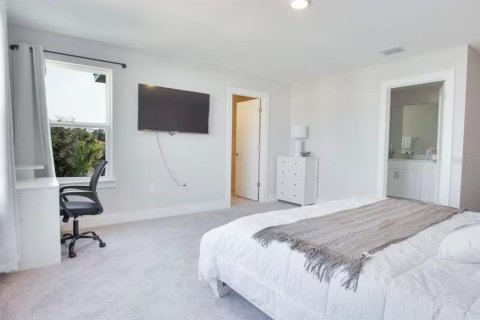 Villa ou maison à louer à Kissimmee, Floride: 4 chambres, 215.81 m2 № 1719879 - photo 12