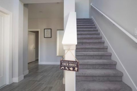 Villa ou maison à louer à Kissimmee, Floride: 4 chambres, 215.81 m2 № 1719879 - photo 3