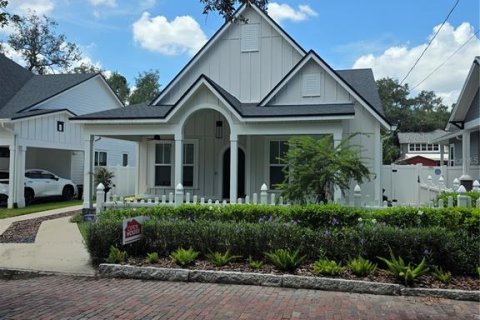 Villa ou maison à vendre à Tampa, Floride: 3 chambres, 151.99 m2 № 2287742 - photo 2