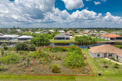 Terreno en venta en Port Charlotte, Florida № 2103702 - foto 2